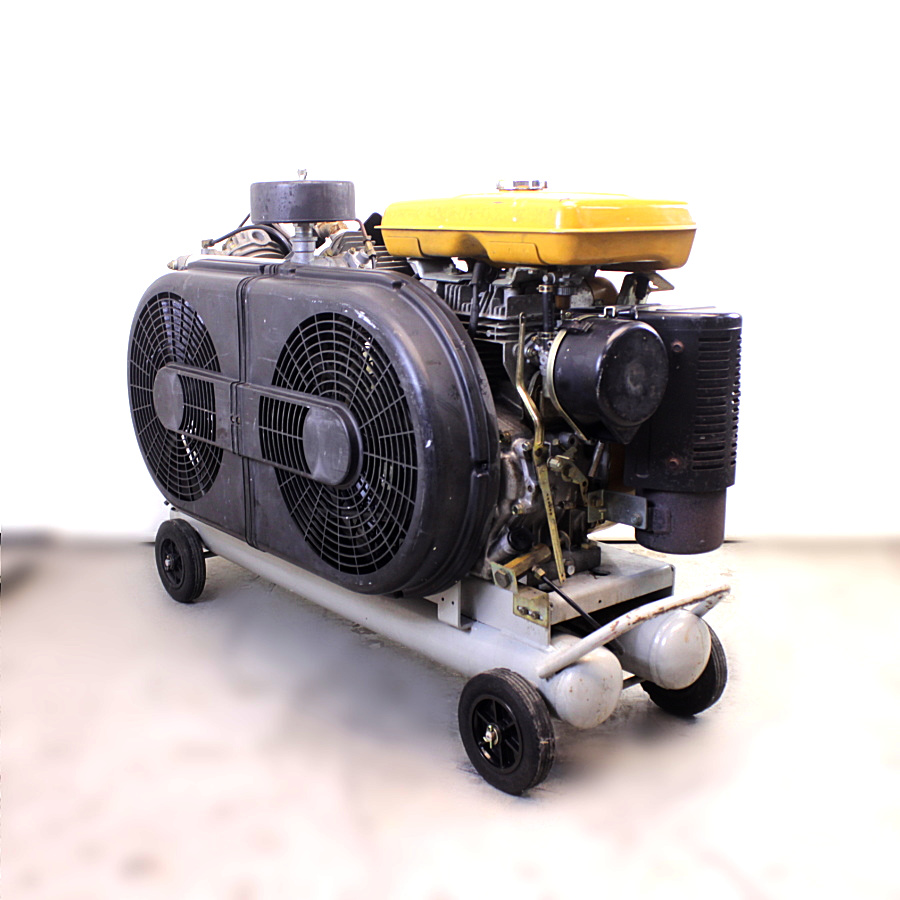 アネスト岩田 5馬力エンジンコンプレッサー PLUE37-7S 買取対応機器3
