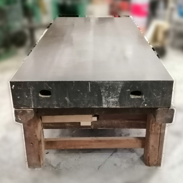 箱型定盤 たたき台 1815×900×710 木製台付き 買取対応機器2